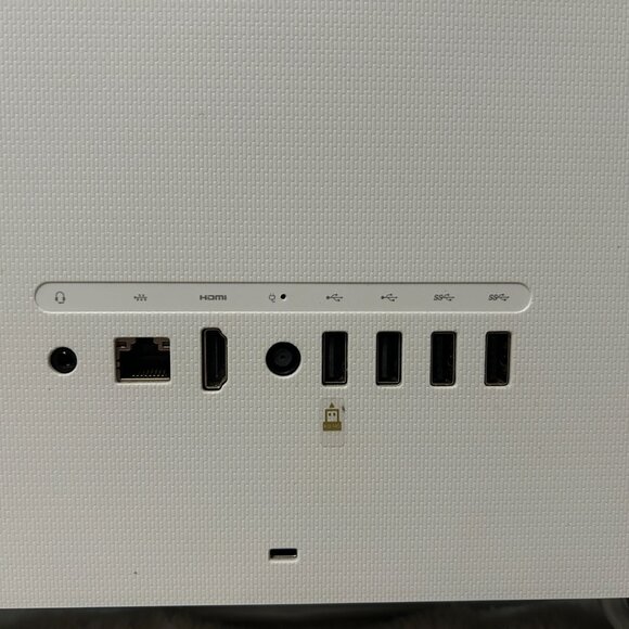 HP 24-dd0010 23'8" (256GB SSD, AMD Athlon 3050U, 2.3GHz, 8GB RAM) All-in-One PC - Picture 3 of 7